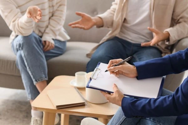 Image of divorce mediation South Glamorgan in progress.